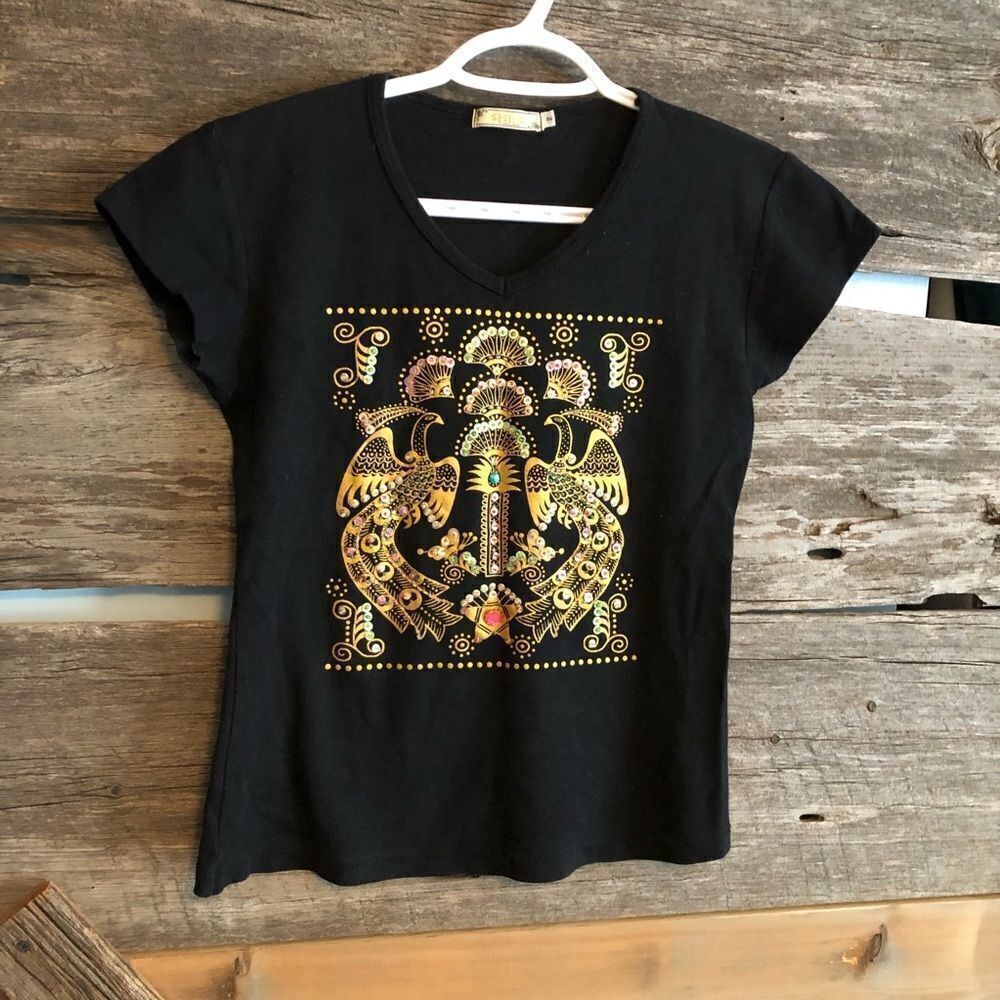 𝅺shine made in Thailand t-shirt size 2